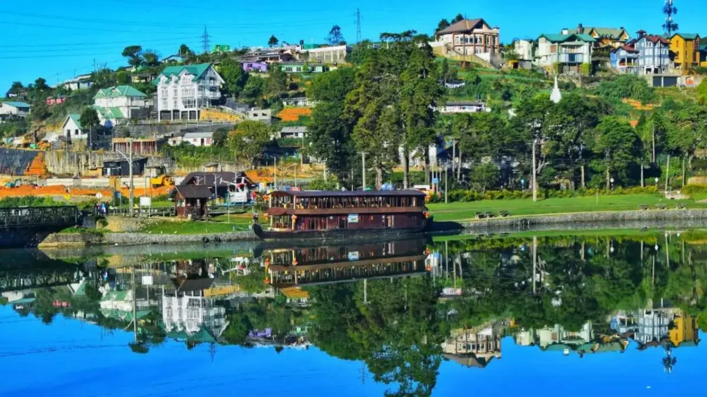 Swan-shaped paddle boats for kids on Gregory Lake in Nuwara Eliya